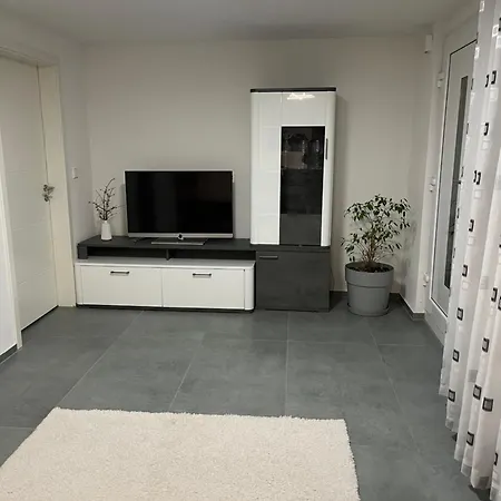 Wohnung * Μέτσινγκεν