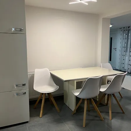 Wohnung *