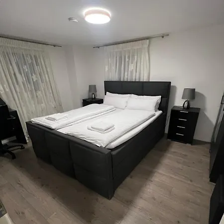 Wohnung *